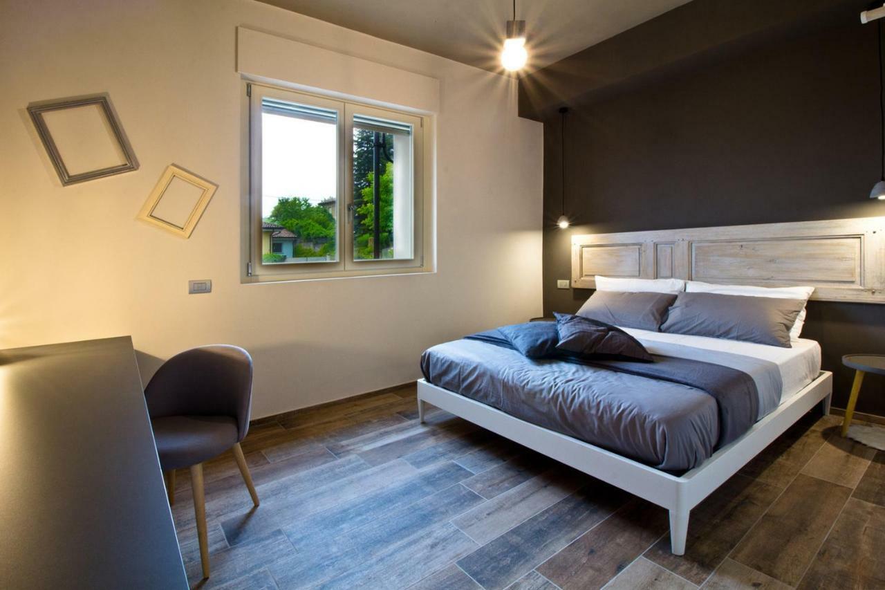Hotel Nonna Giulina à Castagnole delle Lanze Extérieur photo